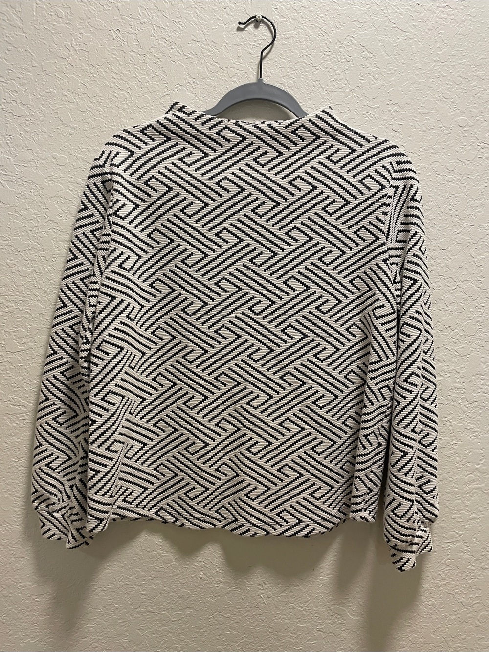 W5 Black and White Geometric Knit Sweater
